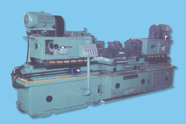 農用(yong)車左右半(ban)軸套管加(jia)工組合機(ji)床